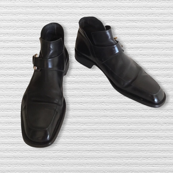 Cesare Paciotti Other - Cesare Paciotti Leather Slip-On Dress Ankle Boot